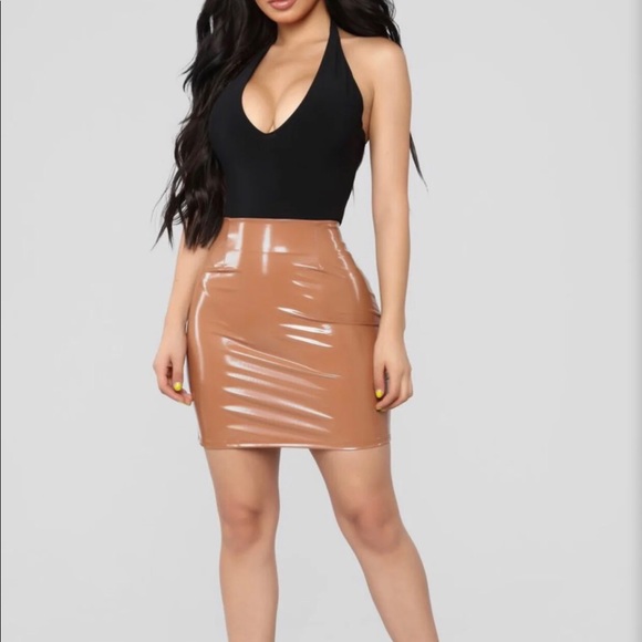 Fashion Nova skirt - Picture 1 of 3